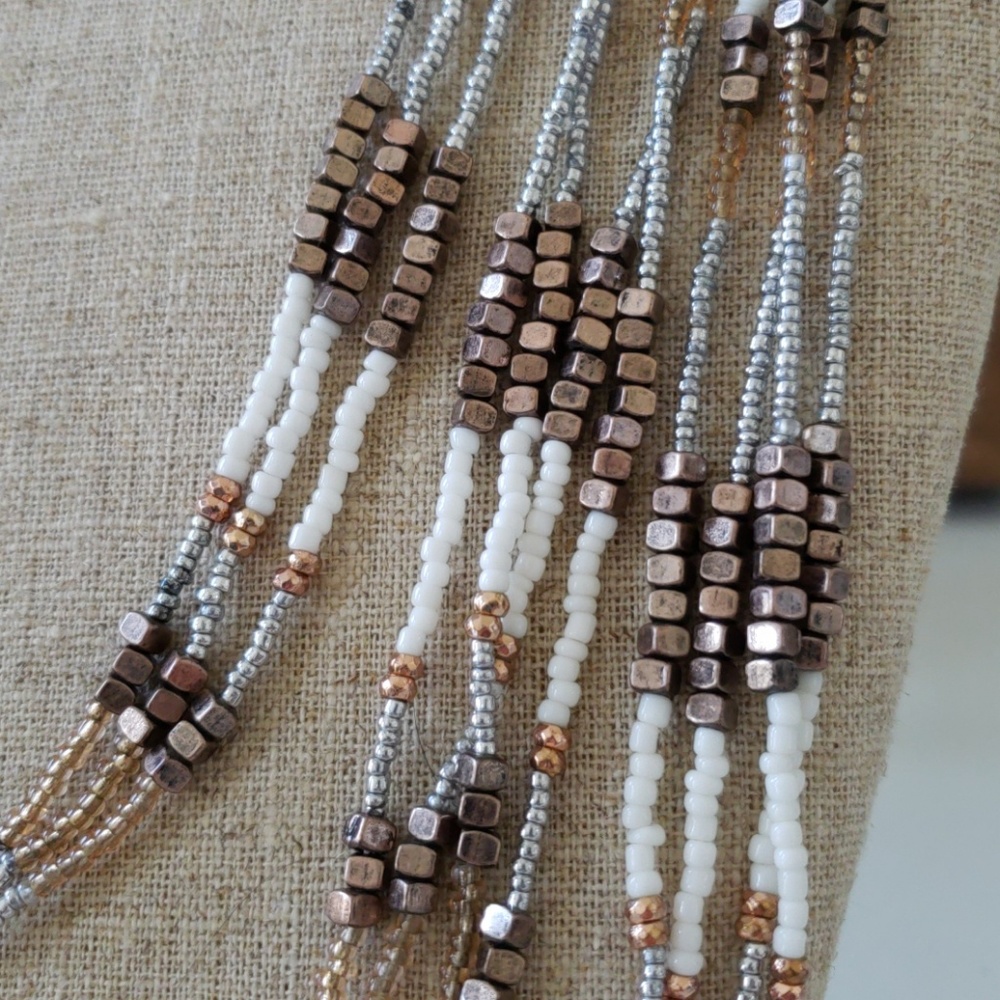 Mesa necklace